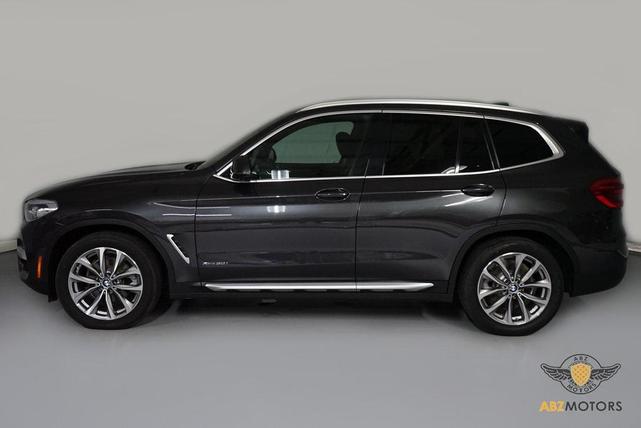Photo of 2018 Dark Graphite Metallic BMW X3