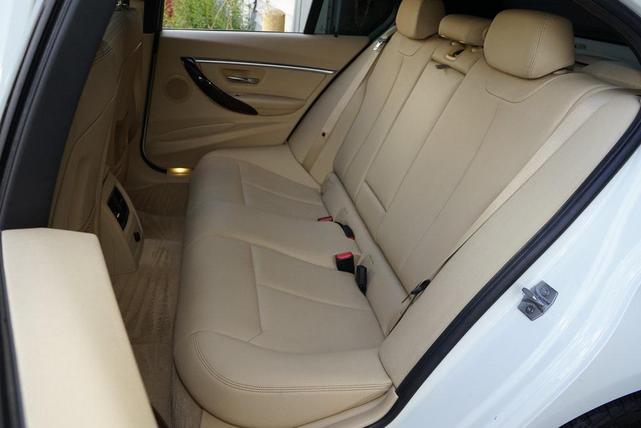 Photo of 2016 White BMW 328
