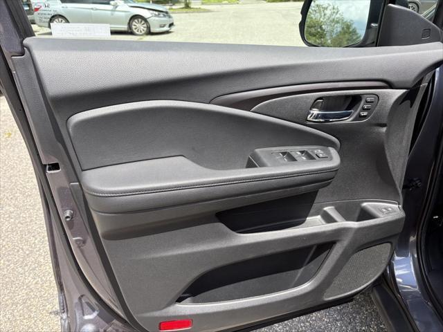 Photo of 2021 Modern Steel Metallic Honda Passport