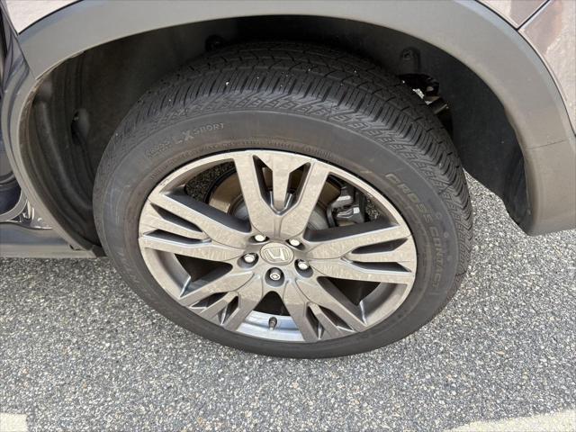 Photo of 2021 Modern Steel Metallic Honda Passport