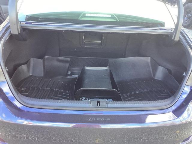 Photo of 2022 Nightfall Mica Lexus ES 350