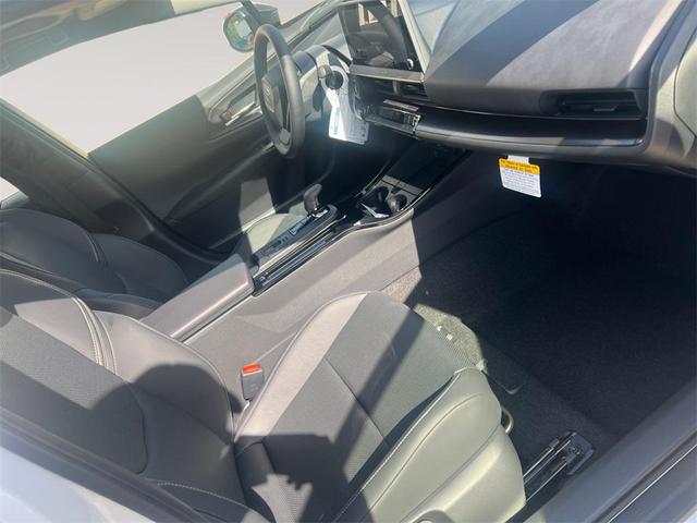 Photo of 2026 Wind Chill Prl Toyota Prius
