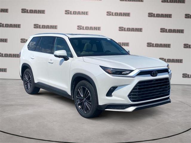 Photo of 2024 Pearl Toyota Grand Highlander Hybrid