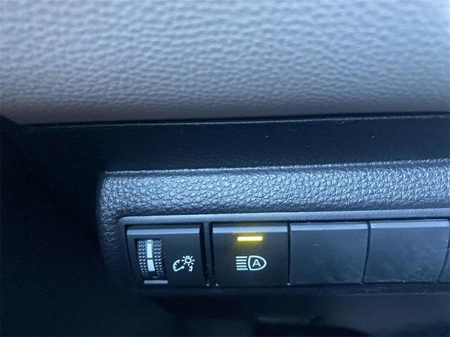 Photo of 2022 Black Sand Pearl Toyota Corolla