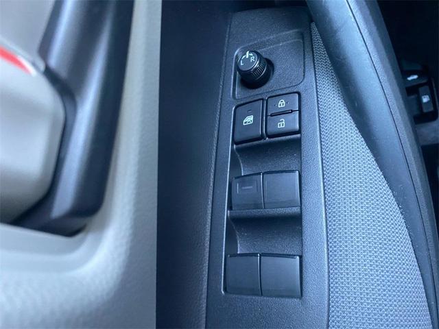 Photo of 2022 Black Sand Pearl Toyota Corolla