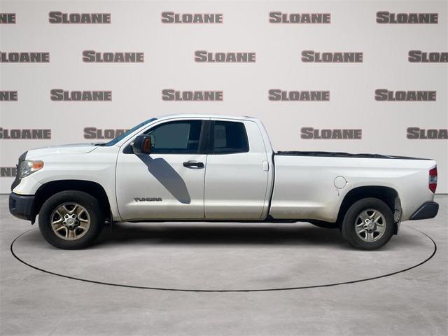 Photo of 2014 Super White Toyota Tundra