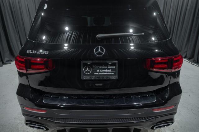 Photo of 2024 Starling Blue Metallic Mercedes-Benz GLB 250