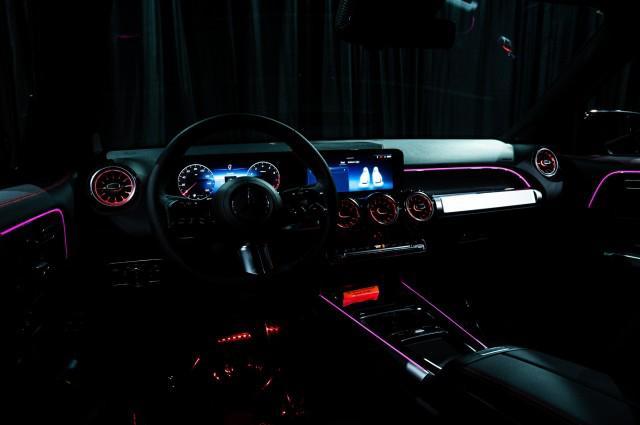 Photo of 2024 Starling Blue Metallic Mercedes-Benz GLB 250