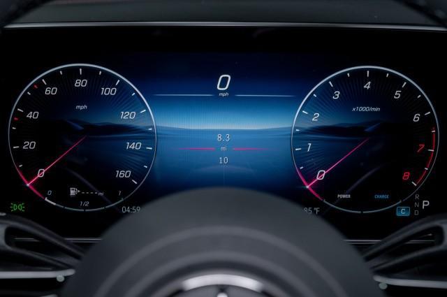 Photo of 2025 Black Mercedes-Benz GLC 300