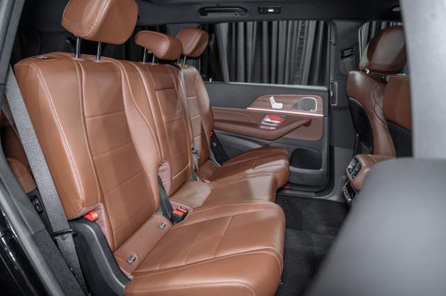 Photo of 2025 Obsidian Black Metallic Mercedes-Benz GLS 450