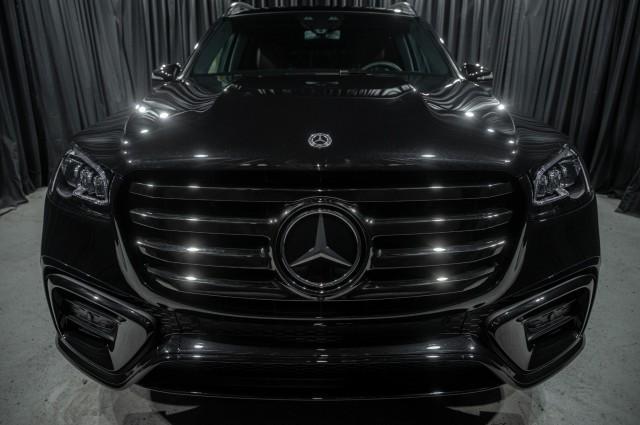 Photo of 2025 Obsidian Black Metallic Mercedes-Benz GLS 450