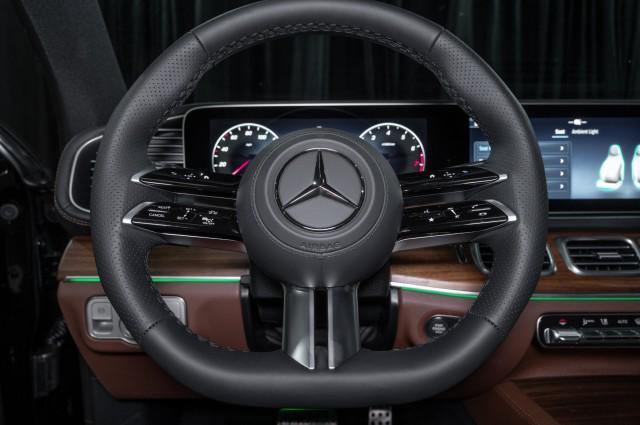 Photo of 2025 Obsidian Black Metallic Mercedes-Benz GLS 450