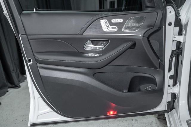 Photo of 2025 Polar White Mercedes-Benz AMG GLE 53