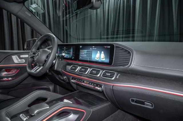 Photo of 2025 Polar White Mercedes-Benz AMG GLE 53