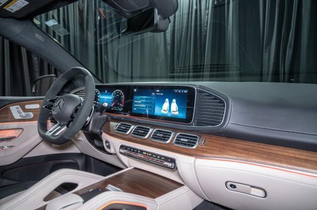 Photo of 2025 Twilight Blue Metallic Mercedes-Benz AMG GLE 53