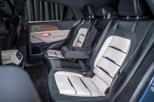Photo of 2025 Twilight Blue Metallic Mercedes-Benz AMG GLE 53