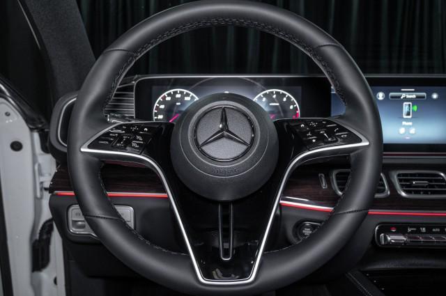 Photo of 2025 Polar White Mercedes-Benz GLE 350