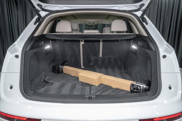 Photo of 2024 Arkona White Audi Q5
