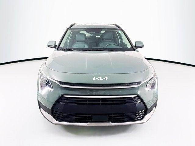 Photo of 2025 Cityscape Green Kia Niro Plug-In Hybrid