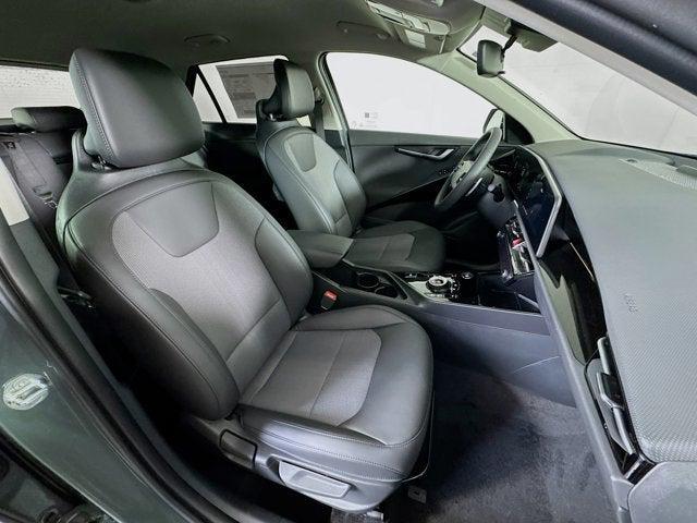 Photo of 2025 Cityscape Green Kia Niro Plug-In Hybrid