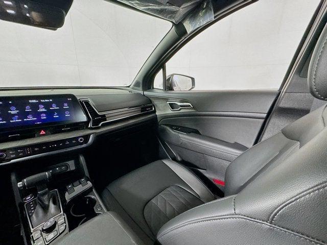 Photo of 2025 Sapphire Blue Kia Sportage