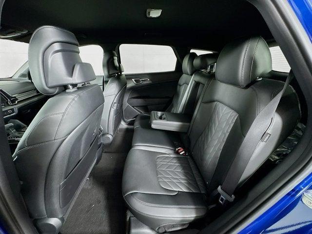 Photo of 2025 Sapphire Blue Kia Sportage