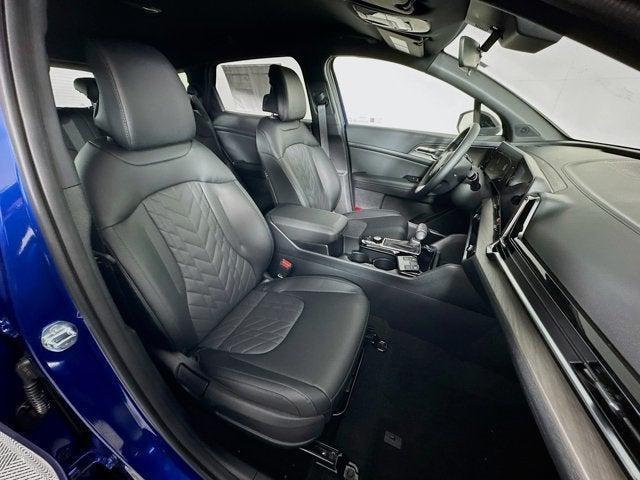 Photo of 2025 Sapphire Blue Kia Sportage