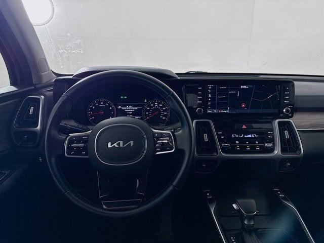 Photo of 2022 Sparkling Silver Kia Sorento