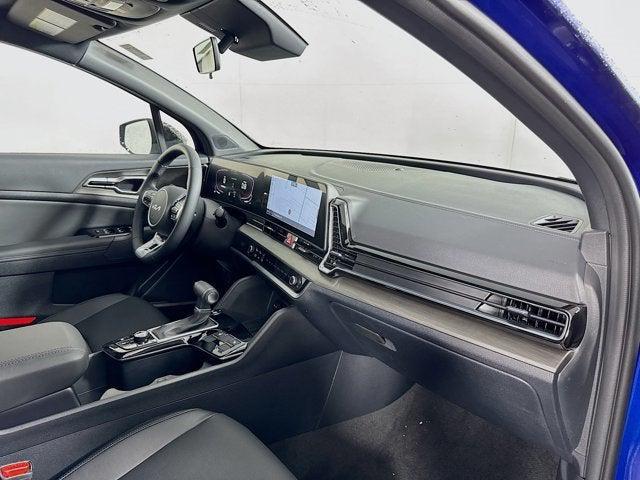 Photo of 2025 Sapphire Blue Kia Sportage