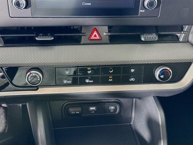 Photo of 2025 Steel Gray Kia Sportage