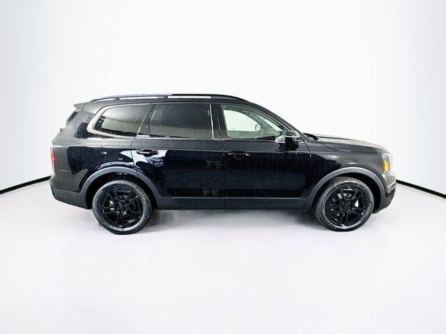 Photo of 2025 Ebony Black Kia Telluride