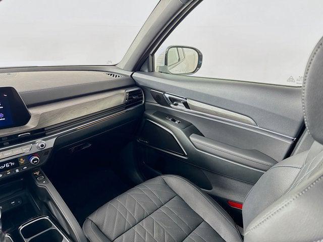 Photo of 2025 Ebony Black Kia Telluride