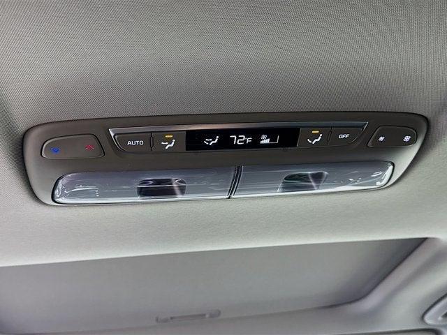 Photo of 2025 Ebony Black Kia Telluride