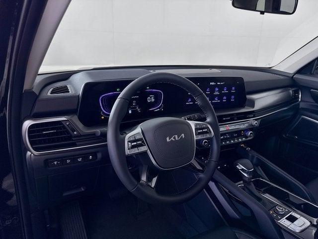 Photo of 2025 Ebony Black Kia Telluride