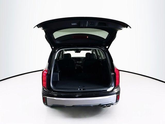 Photo of 2025 Ebony Black Kia Telluride