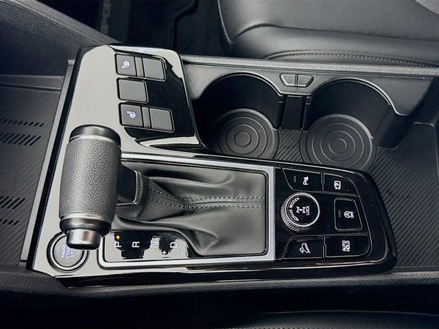Photo of 2023 Glacial White Pearl Kia Sportage