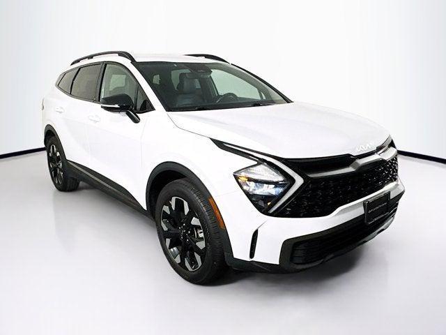 Photo of 2023 Glacial White Pearl Kia Sportage