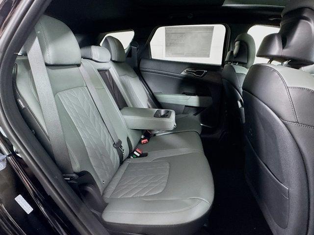Photo of 2025 Ebony Black Kia Sportage