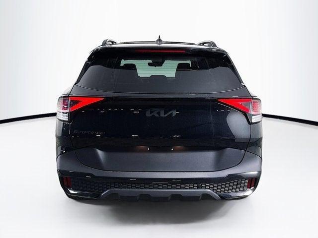 Photo of 2025 Ebony Black Kia Sportage