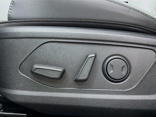 Photo of 2025 Ebony Black Kia Sportage