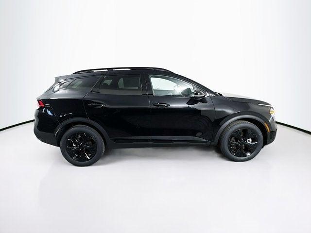Photo of 2025 Ebony Black Kia Sportage