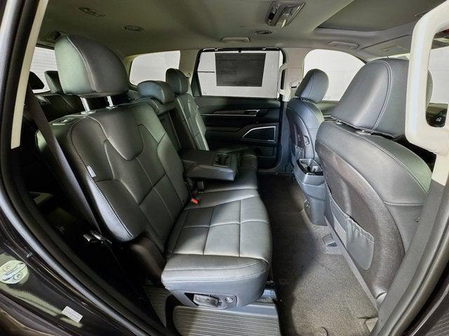 Photo of 2025 Panthera Metal Kia Telluride