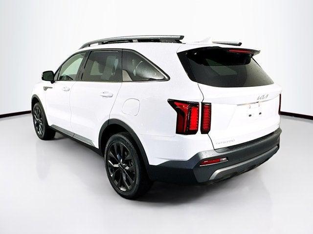 Photo of 2023 Glacial White Pearl Kia Sorento