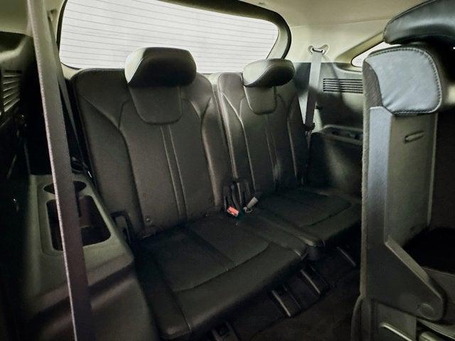 Photo of 2022 Glacial White Pearl Kia Sorento