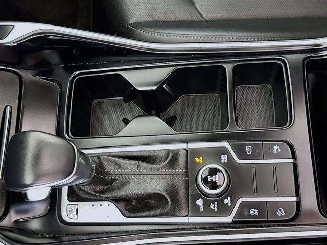 Photo of 2022 Glacial White Pearl Kia Sorento