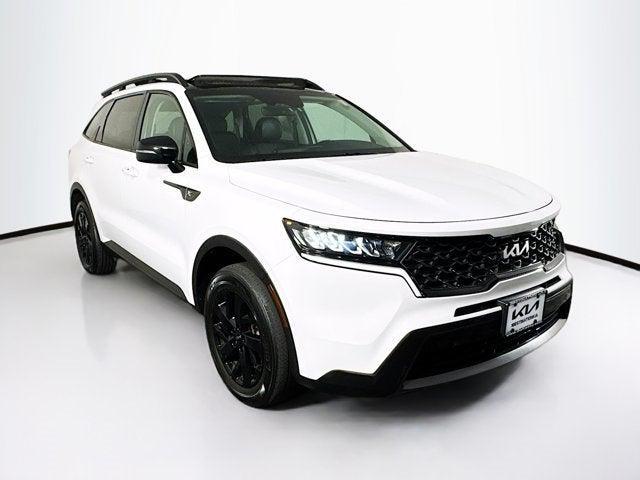 Photo of 2022 Glacial White Pearl Kia Sorento