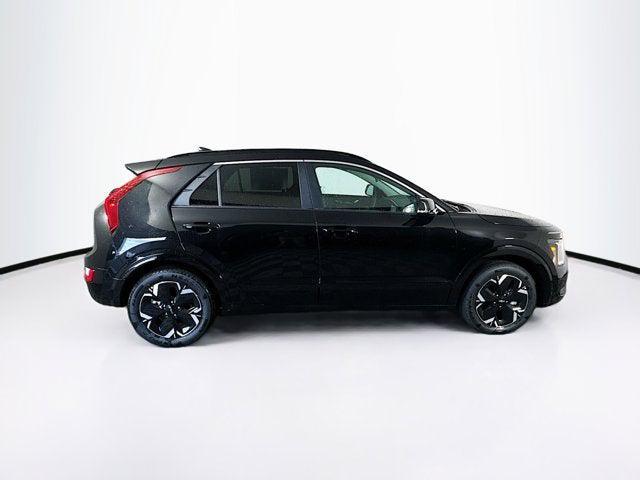 Photo of 2025 Aurora Black Pearl Kia Niro EV