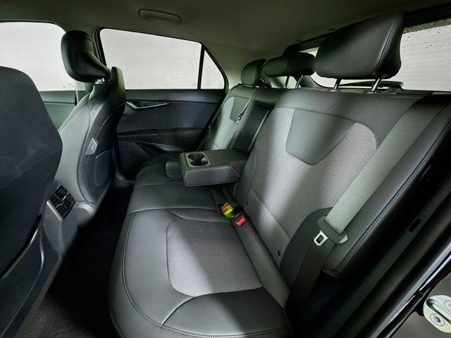 Photo of 2025 Aurora Black Pearl Kia Niro EV