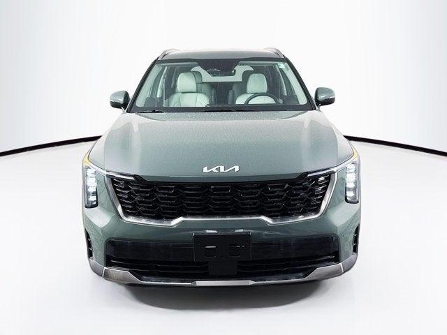 Photo of 2025 Cityscape Green Kia Sorento Hybrid