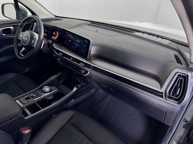 Photo of 2025 Cityscape Green Kia Sorento Hybrid